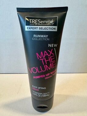 TRESemmé Max The Volume Pumped Up Body Root Lifting Cream